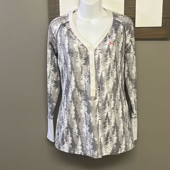 Under Armour Women’s Fitted Pullover W/ Long Sleeve Snap V-Neck & Sleeves- Med - Picture 1 of 15